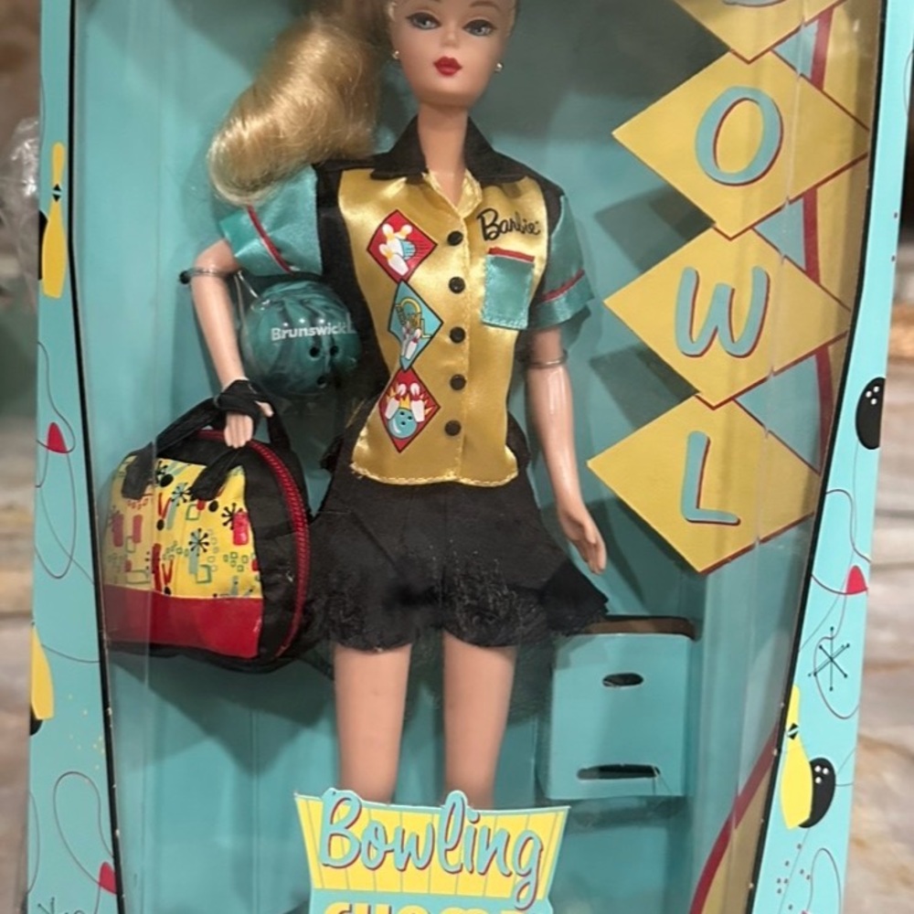 Barbie Bowling Champ